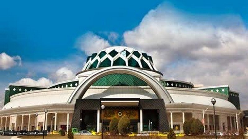 نمای بیرونی مرکزخرید الماس شرق مشهد